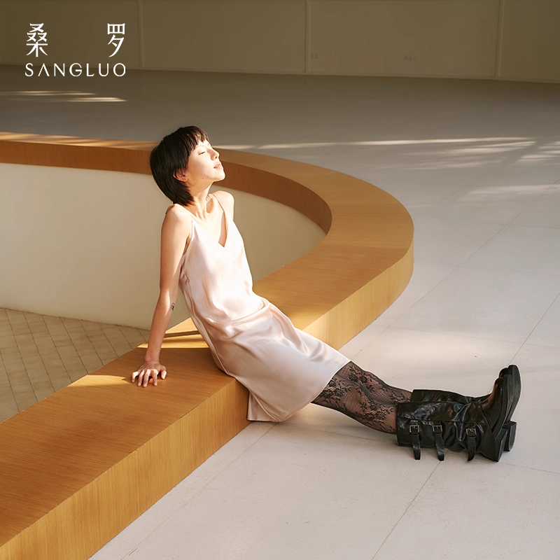 100% mulberry silk halter, skirt, chest pad and home wear gift