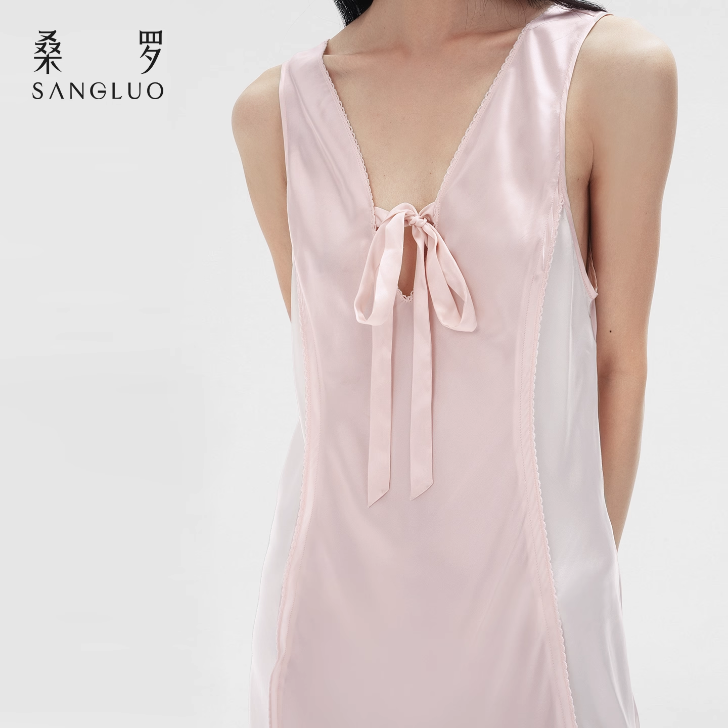 100% mulberry silk V-neck silk halter dress