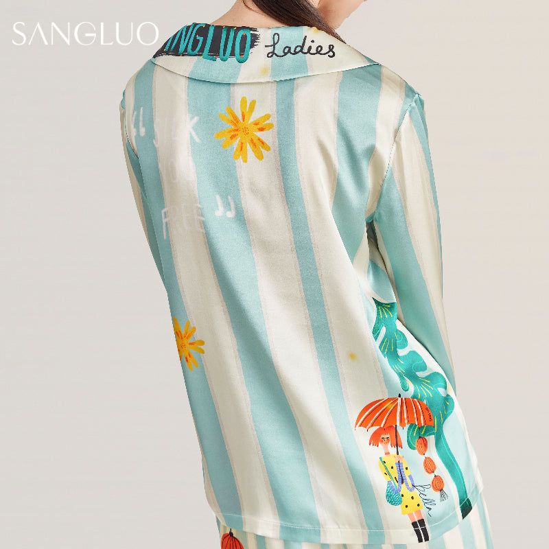 Girl's Wonderful World Silk Pajamas Set