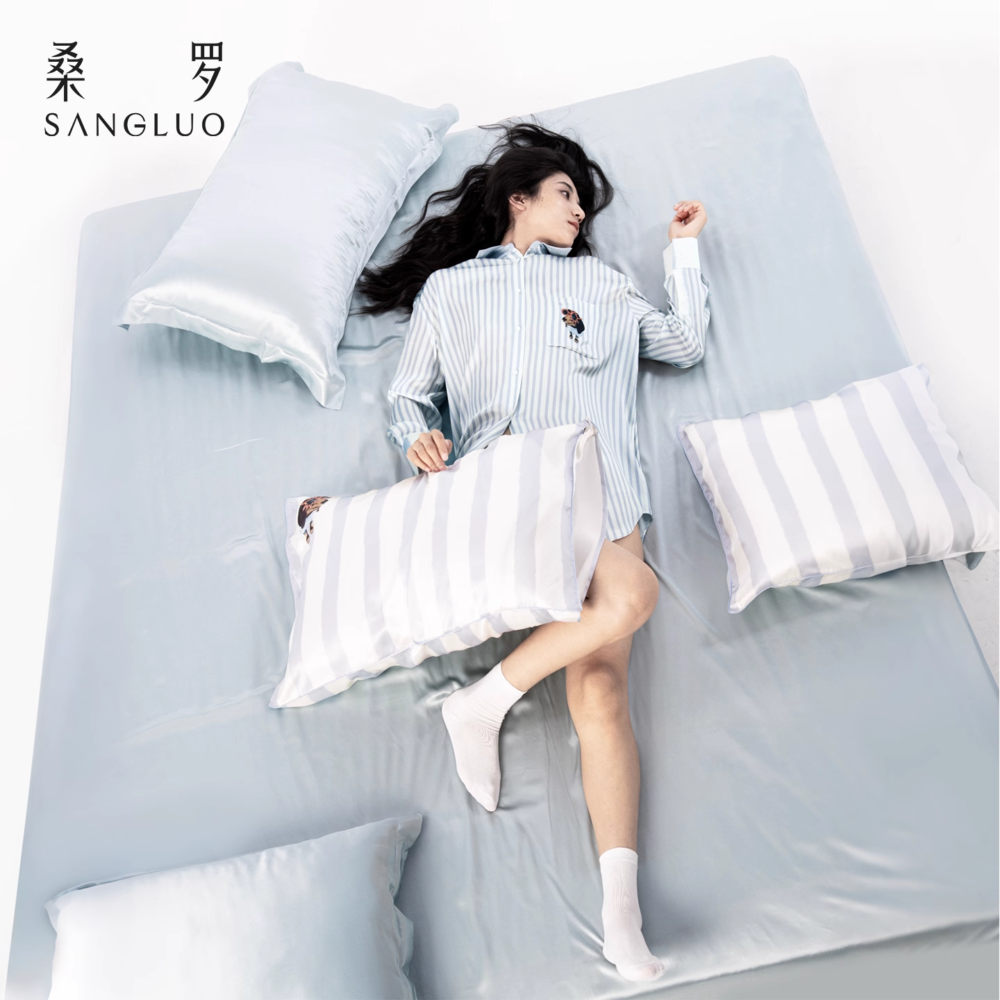 100% mulberry silk long-sleeved home wear that can be worn outside