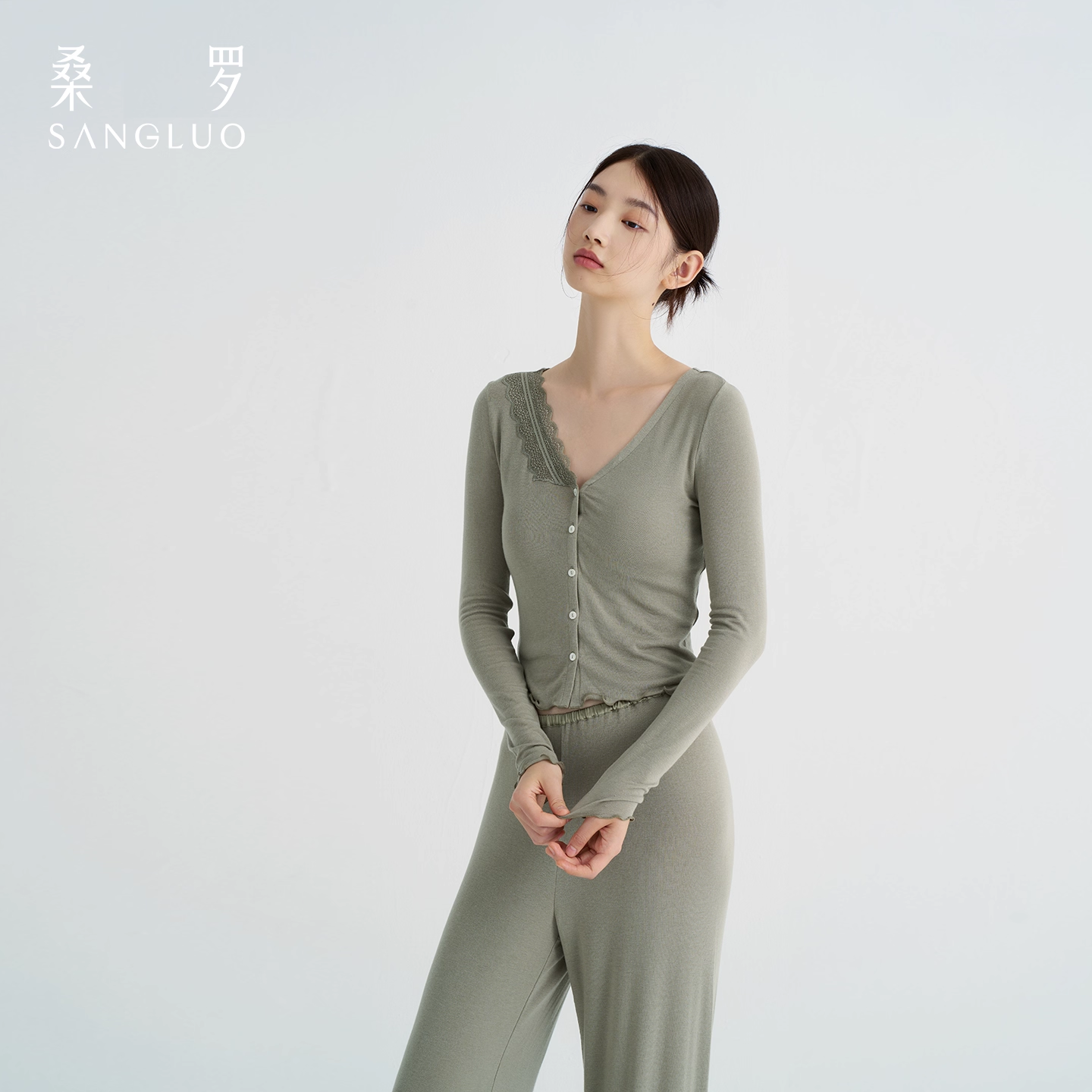 sangluo Silk cashmere knitted set, skin-friendly base three-piece home wear