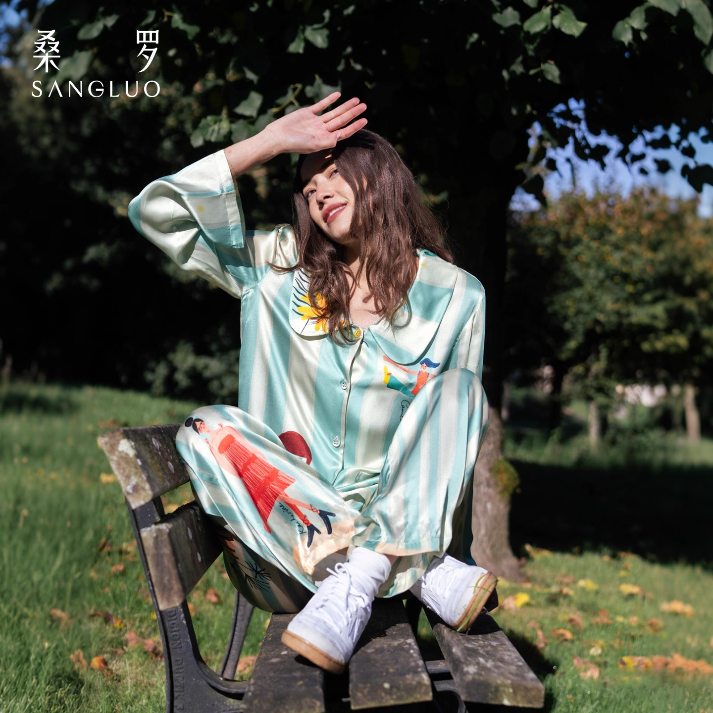 Sanluo Tongqu 100% Mulberry Silk Long-sleeved pajamas Set for Home wear