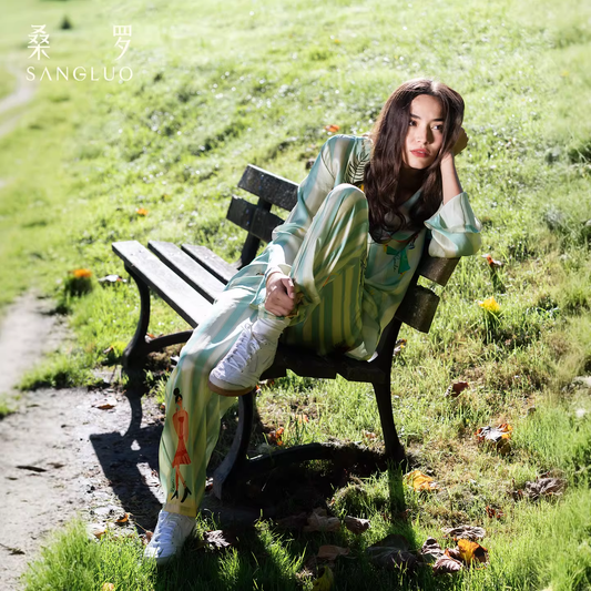 Sanluo Tongqu 100% Mulberry Silk Long-sleeved pajamas Set for Home wear