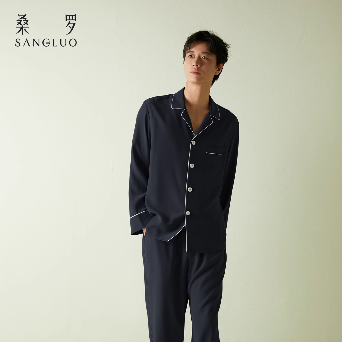 100% mulberry silk pajama set for men, a light luxury style